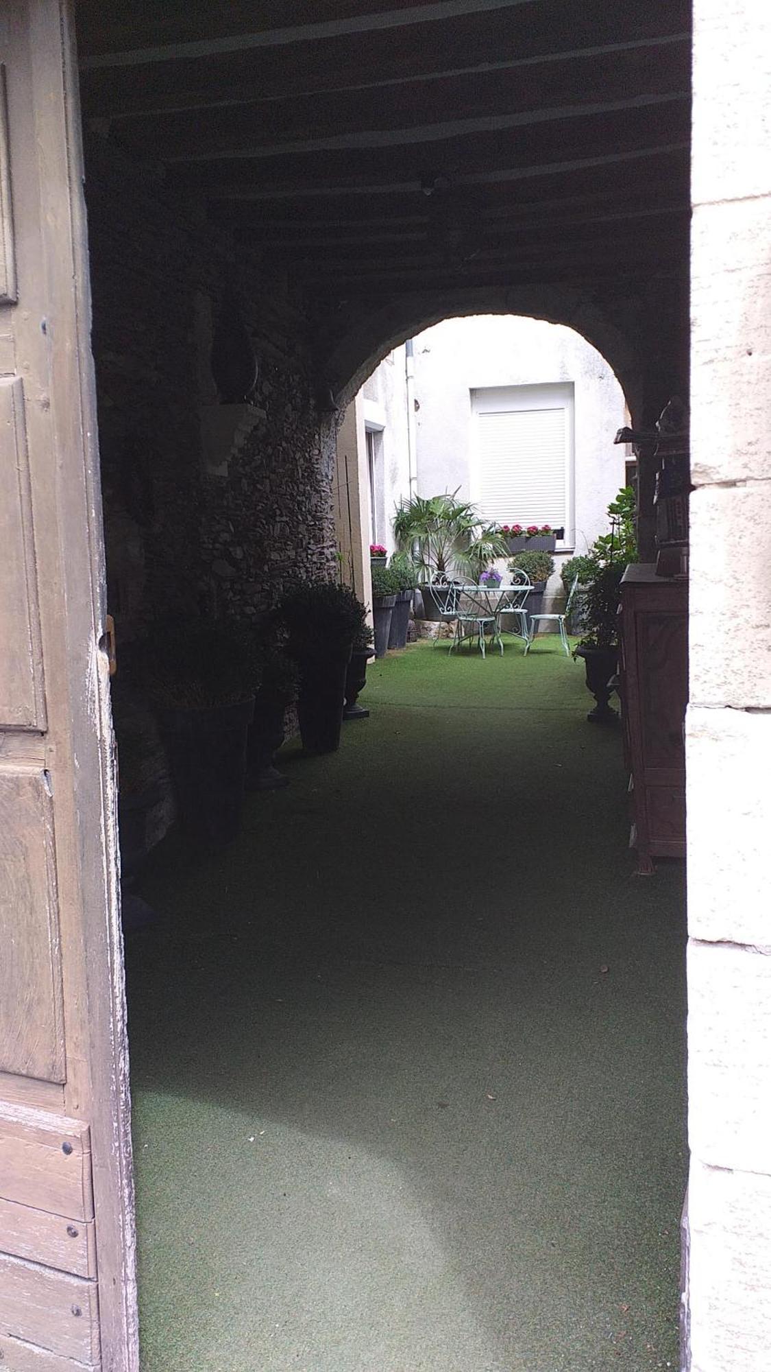 Appart 2 Pieces Et Jardin Hyper Centre Ville Angers Exterior photo