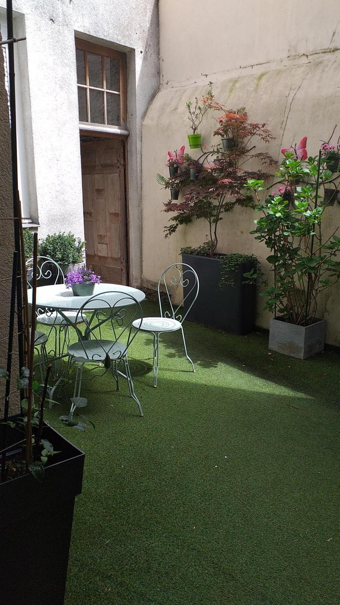 Appart 2 Pieces Et Jardin Hyper Centre Ville Angers Exterior photo