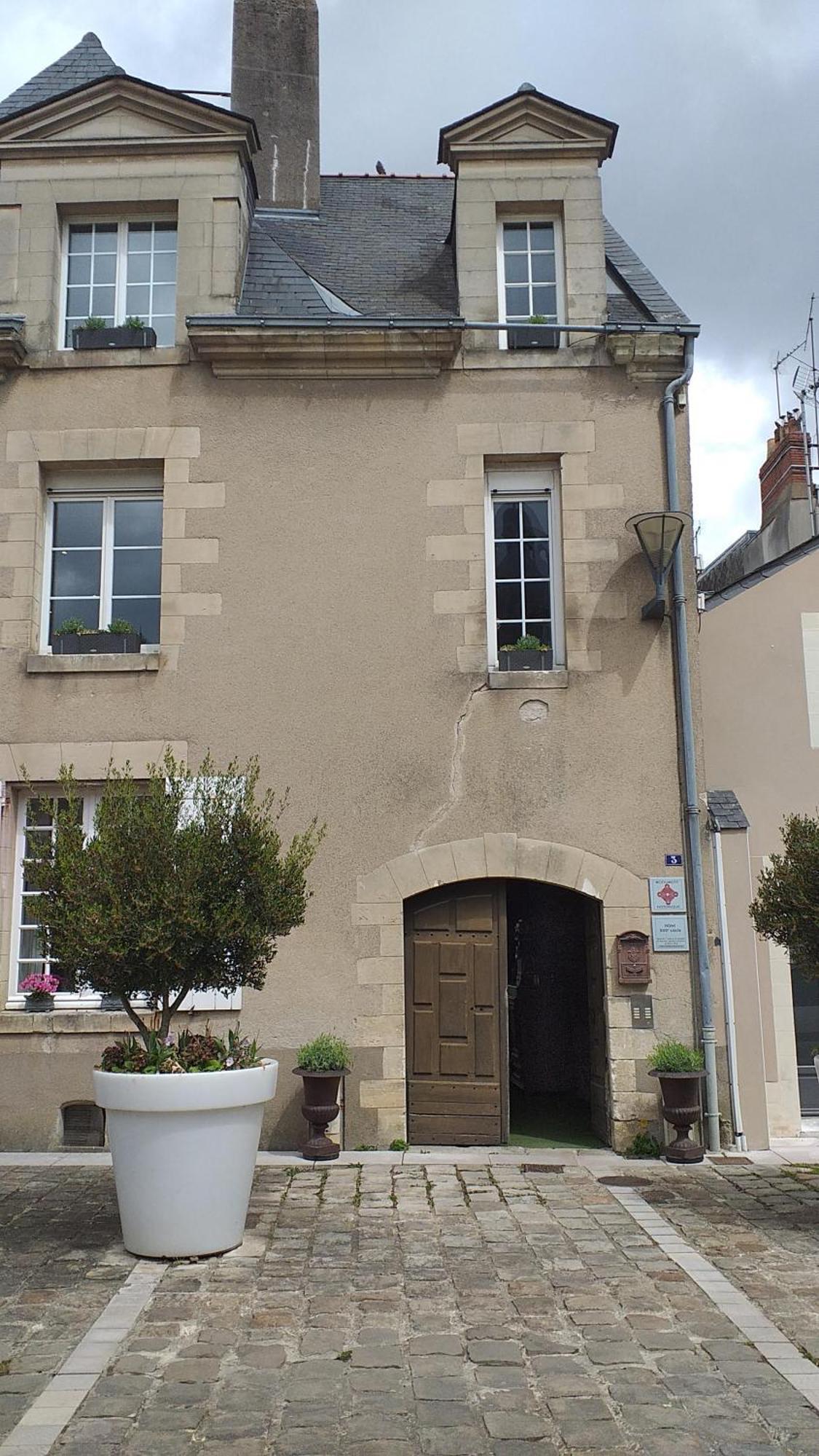Appart 2 Pieces Et Jardin Hyper Centre Ville Angers Exterior photo